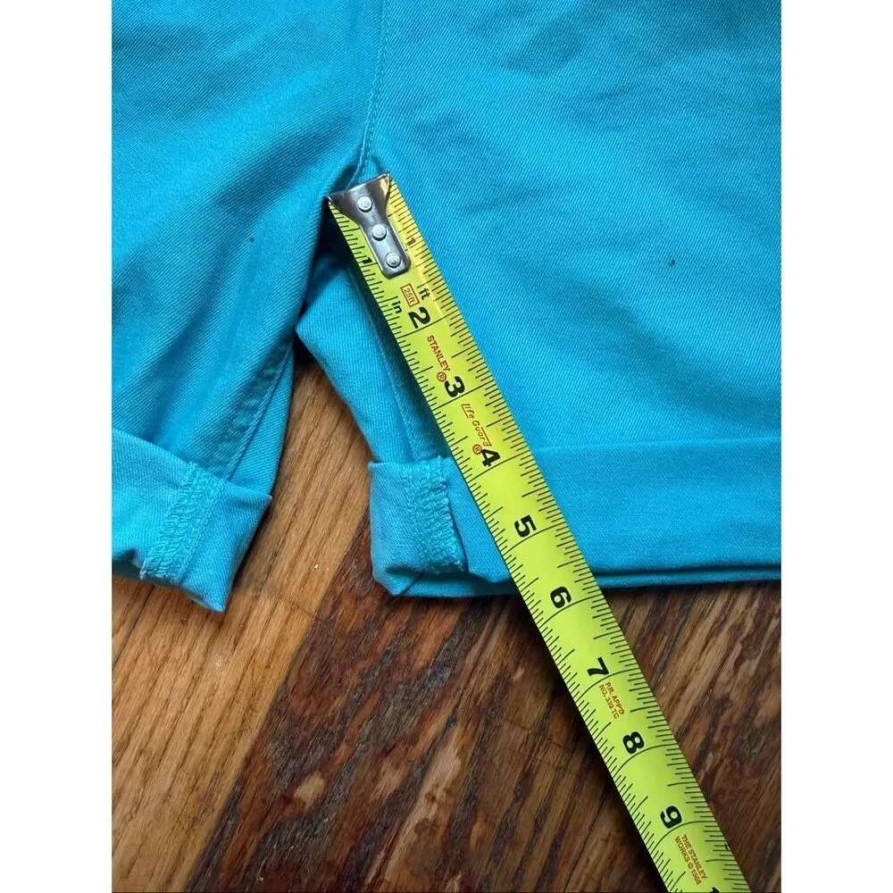 NWT LEE Women's Legendary Style Mid Rise Cuffed Bermuda Shorts Bay Blue Size 6